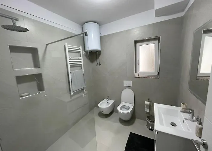 Apartman Kevi 's Place Tirana
